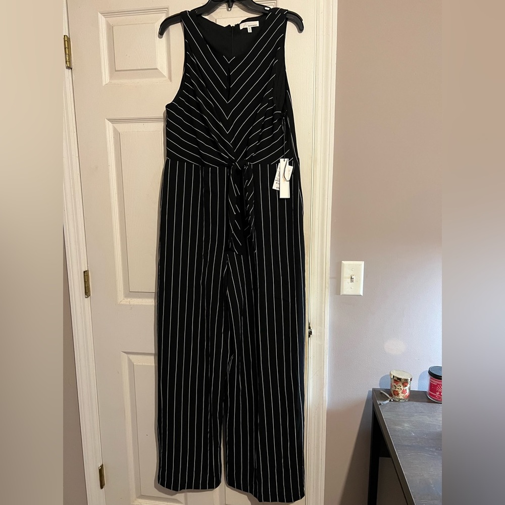 June and Hudson black with white stripes jumpsuit size XL. NWT